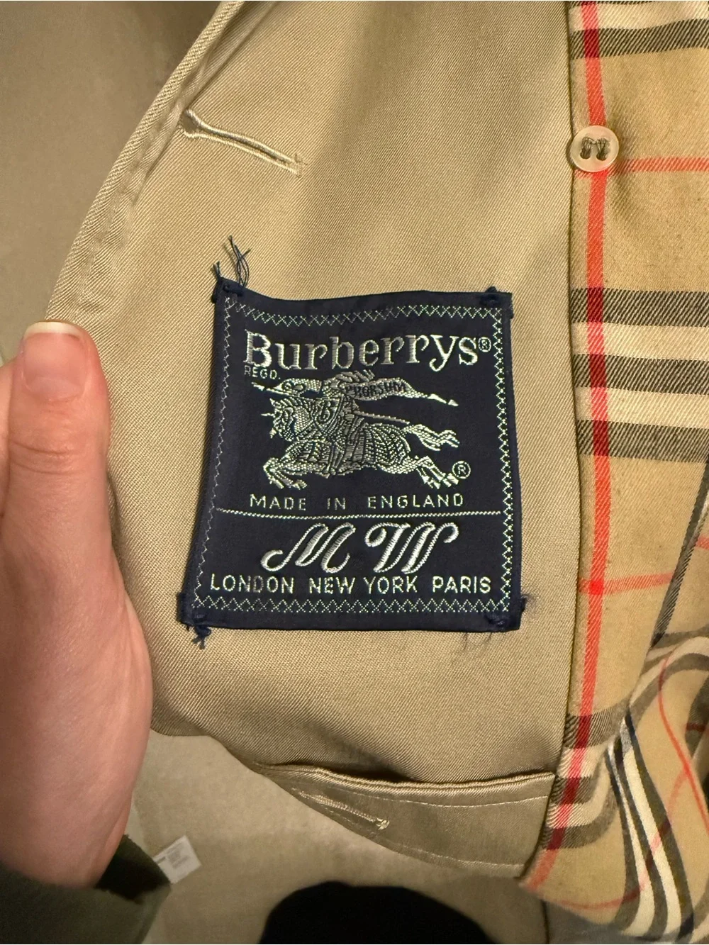 Burberry Beige Trench Coat with Signature Check Lining - Picture 7 of 8